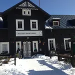 A Restaurace Sokoli Boudy