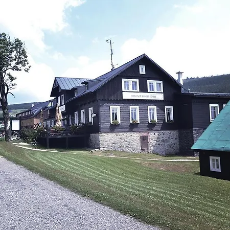 Penzion A Restaurace Sokoli Boudy Vendégház 4*