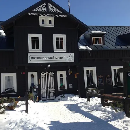A Restaurace Sokoli Boudy